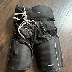 Nike Quest Men’s Black Hockey Pants Senior Small